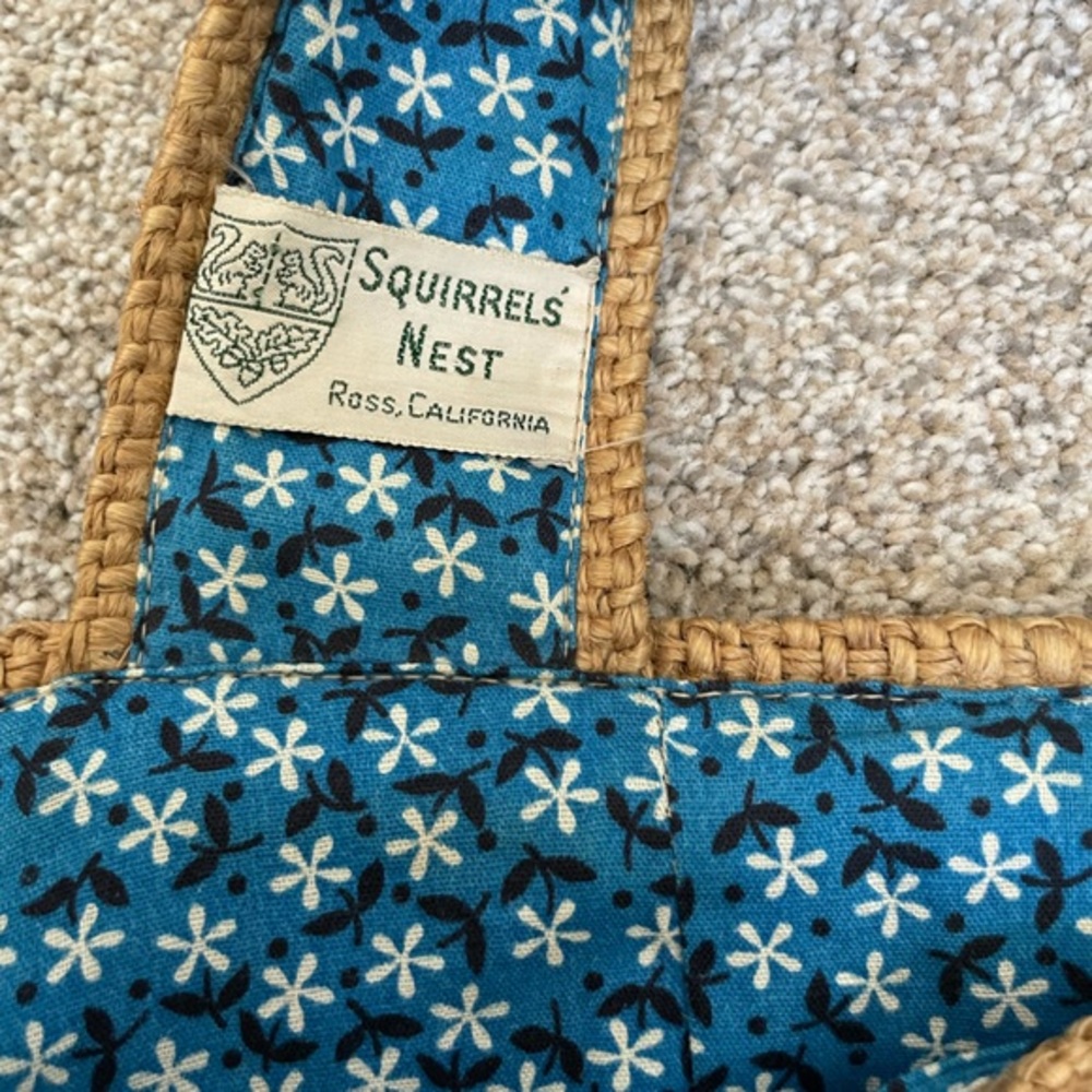 Vintage Squirrels’ Nest Burlap Tote / Purse with Sailboat Design - Picture 4 of 5